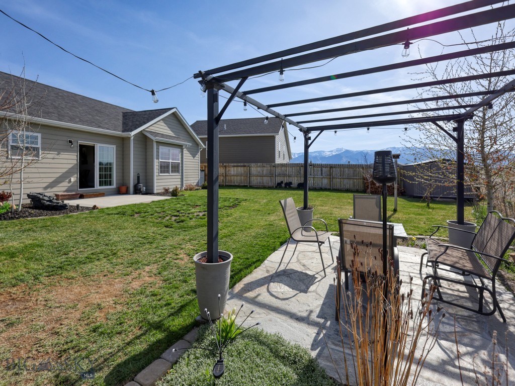 1014 Falcon Ridge Boulevard, Belgrade MT 59714