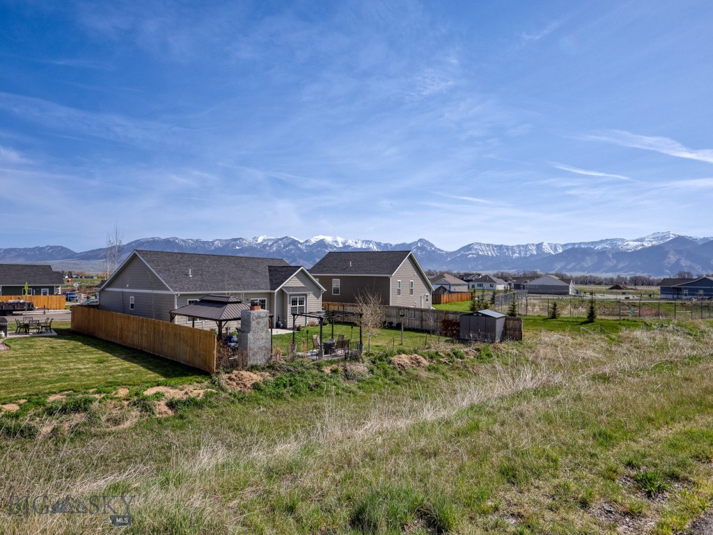 1014 Falcon Ridge Boulevard, Belgrade MT 59714