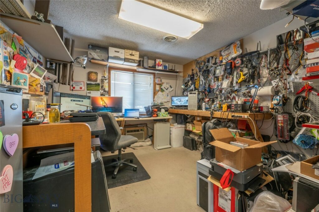 1014 W Park Street, Livingston MT 59047