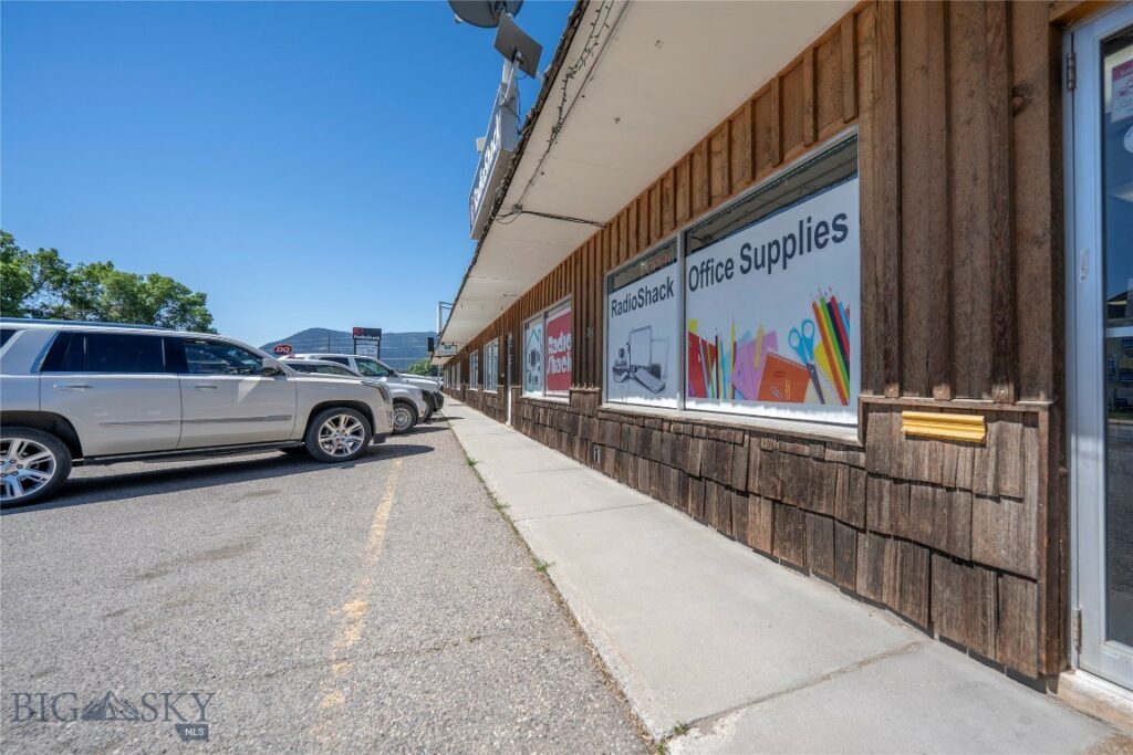 1014 W Park Street, Livingston MT 59047