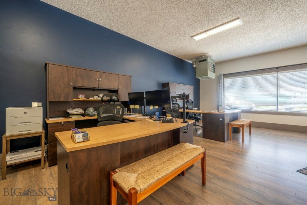 1014 W Park Street, Livingston MT 59047