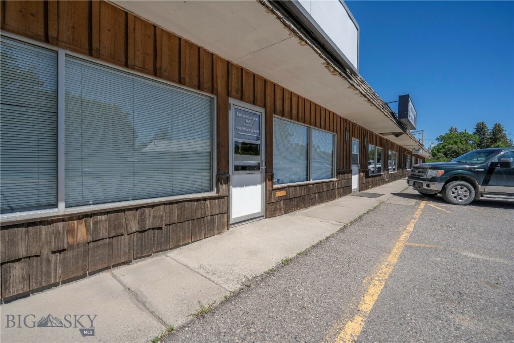 1014 W Park Street, Livingston MT 59047