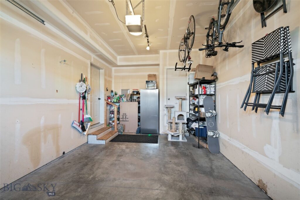 1015 Longbow Lane, Bozeman MT 59718