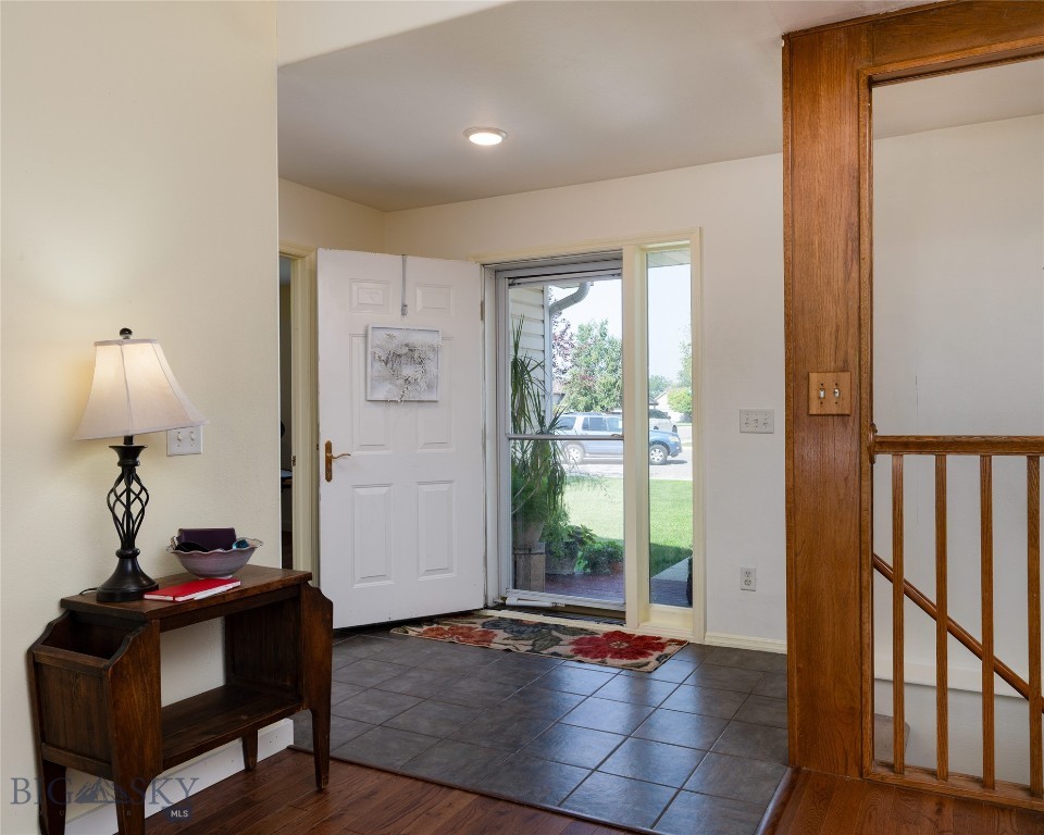 1016 Sunrise Drive, Belgrade MT 59714