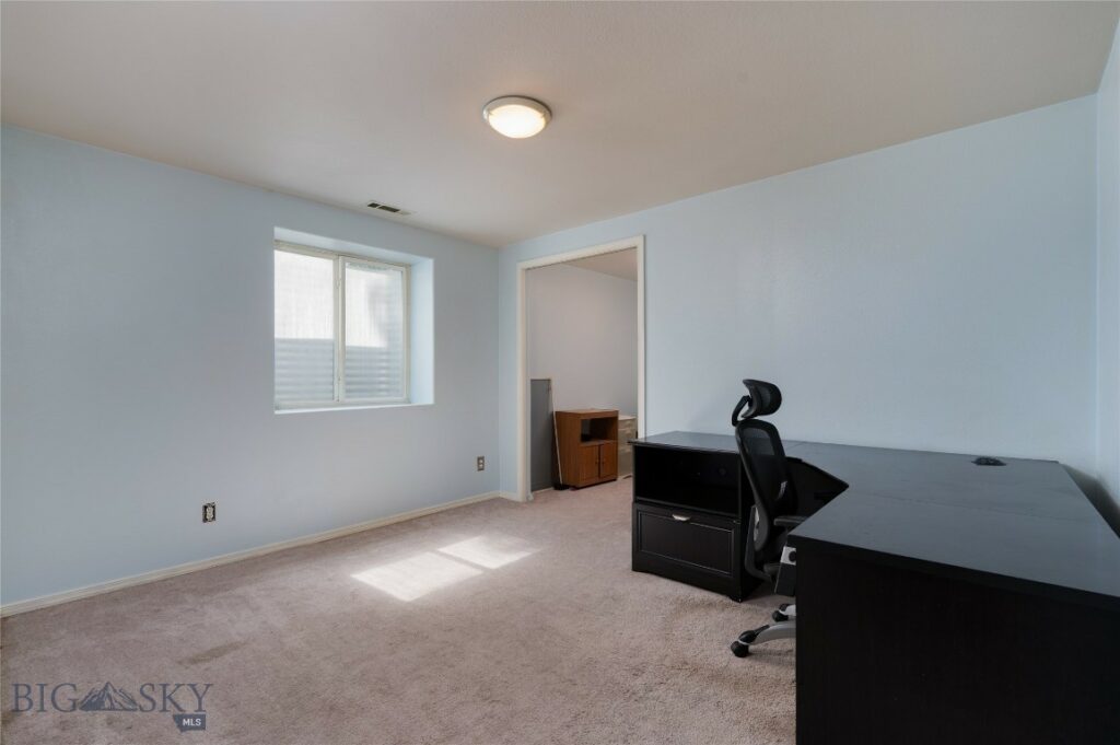 1016 Sunrise Drive, Belgrade MT 59714