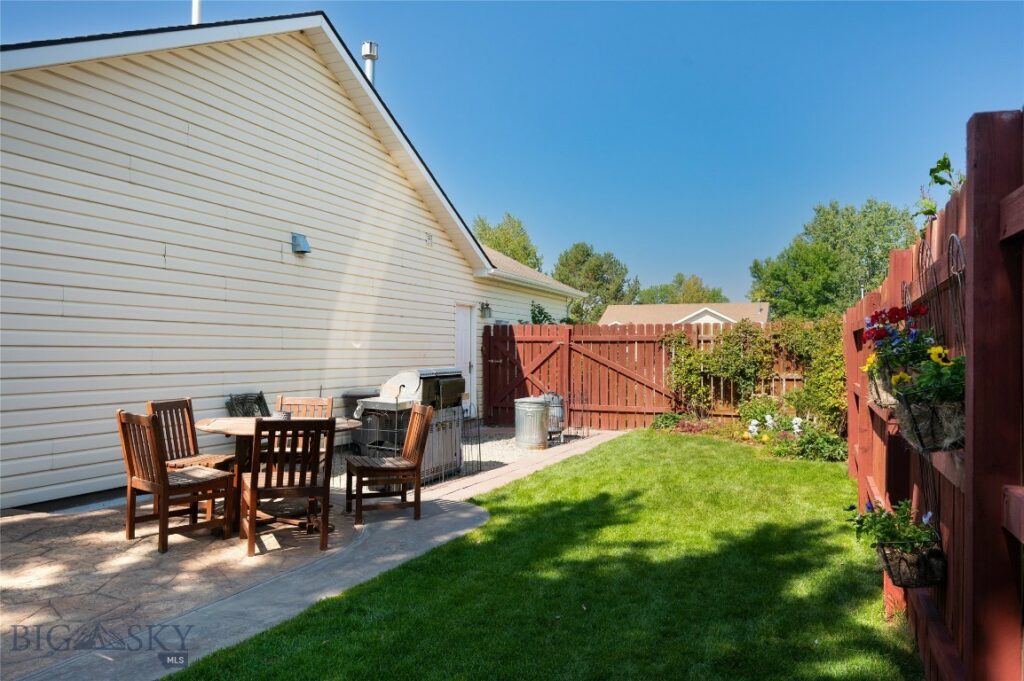 1016 Sunrise Drive, Belgrade MT 59714