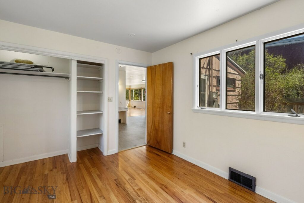 1017 S Tracy Avenue, Bozeman MT 59715