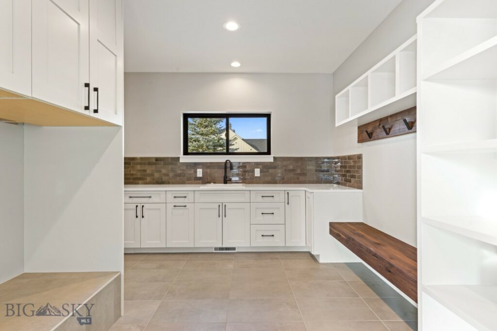 1019 Bridger Lake Drive, Bozeman MT 59715