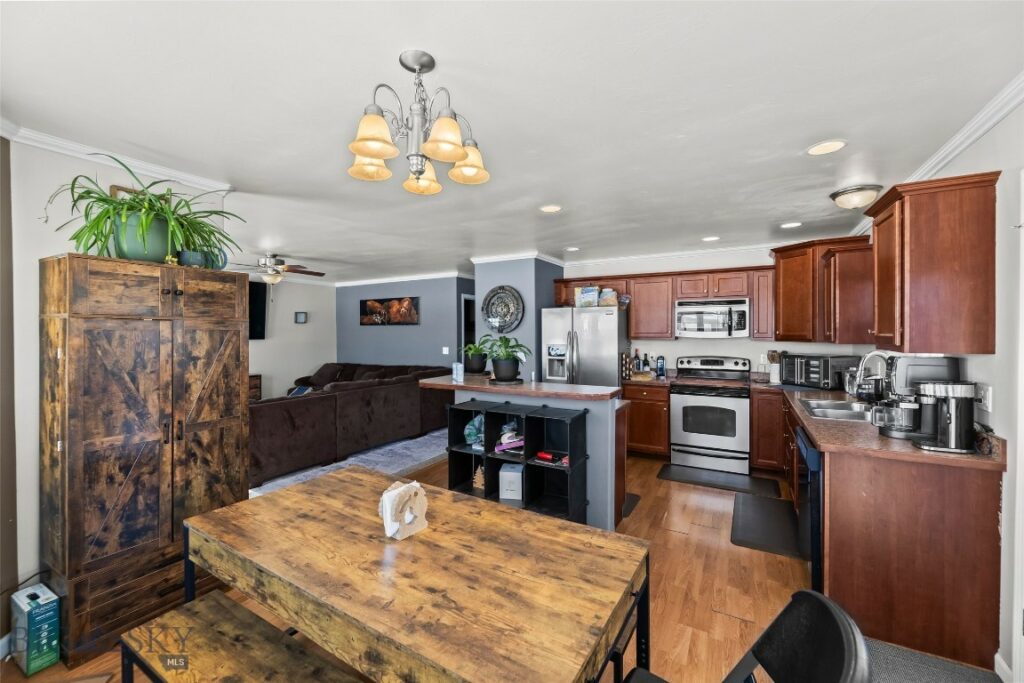 1019 Powers Boulevard, Belgrade MT 59714