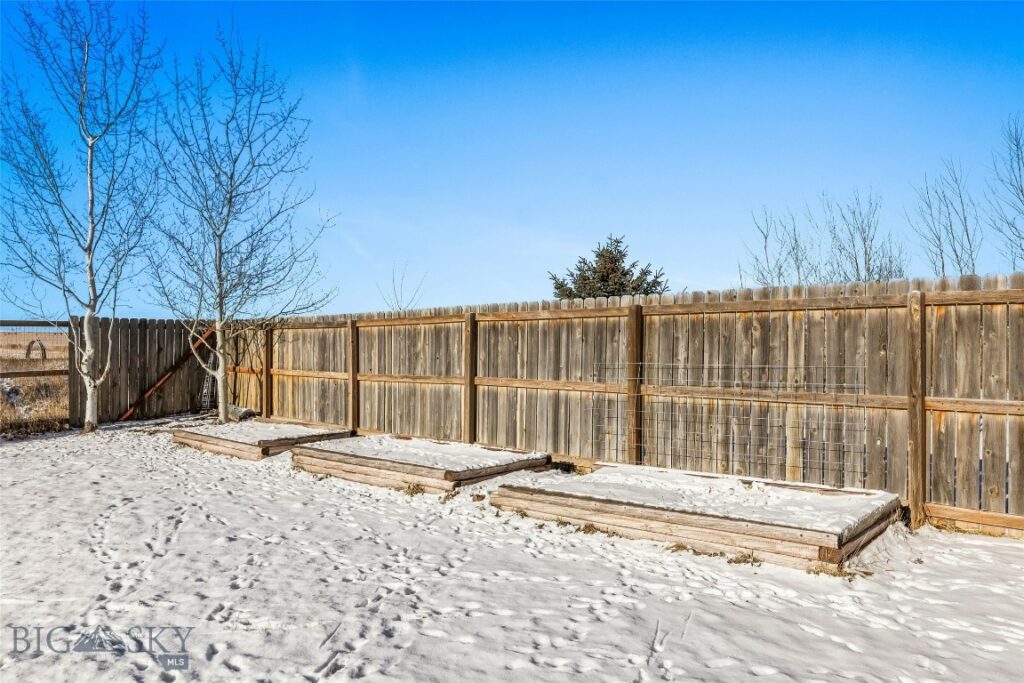 1019 Powers Boulevard, Belgrade MT 59714