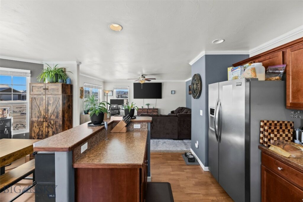 1019 Powers Boulevard, Belgrade MT 59714