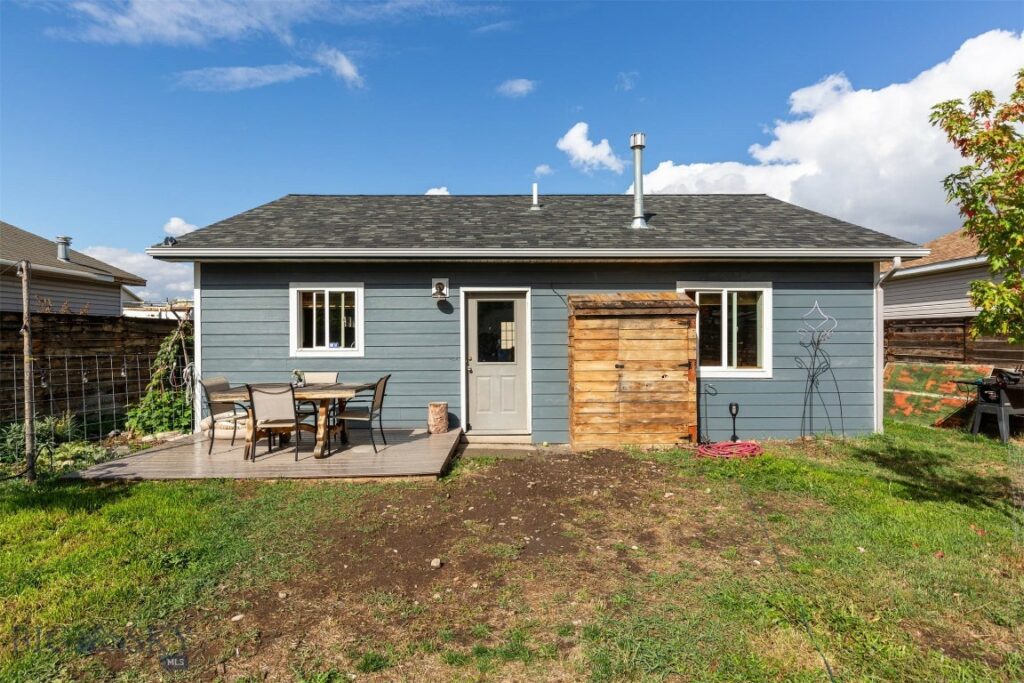 102 9th Street, Belgrade MT 59714