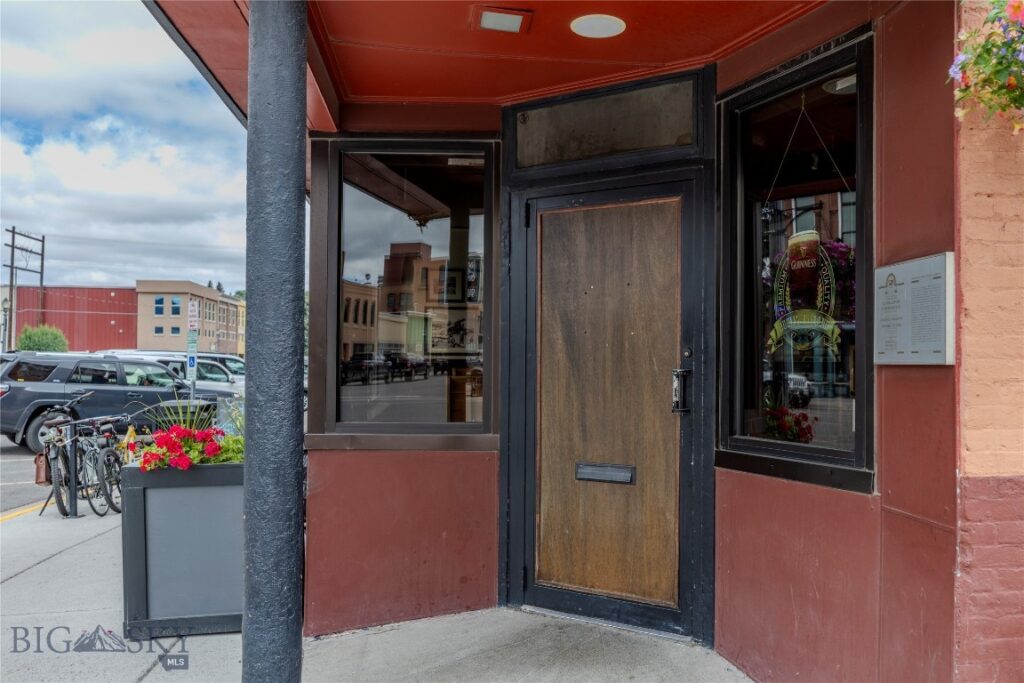 102 N Main Street, Livingston MT 59047