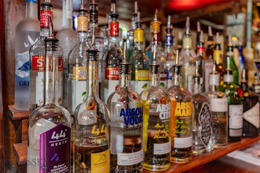 102 N Main Street, Livingston MT 59047