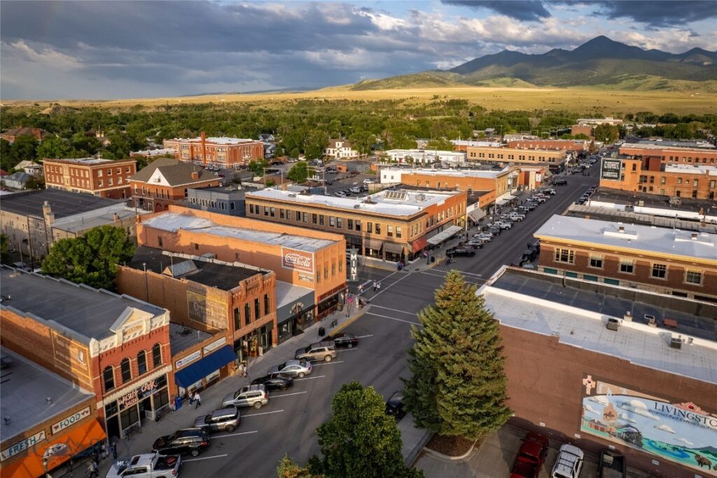 102 N Main Street, Livingston MT 59047