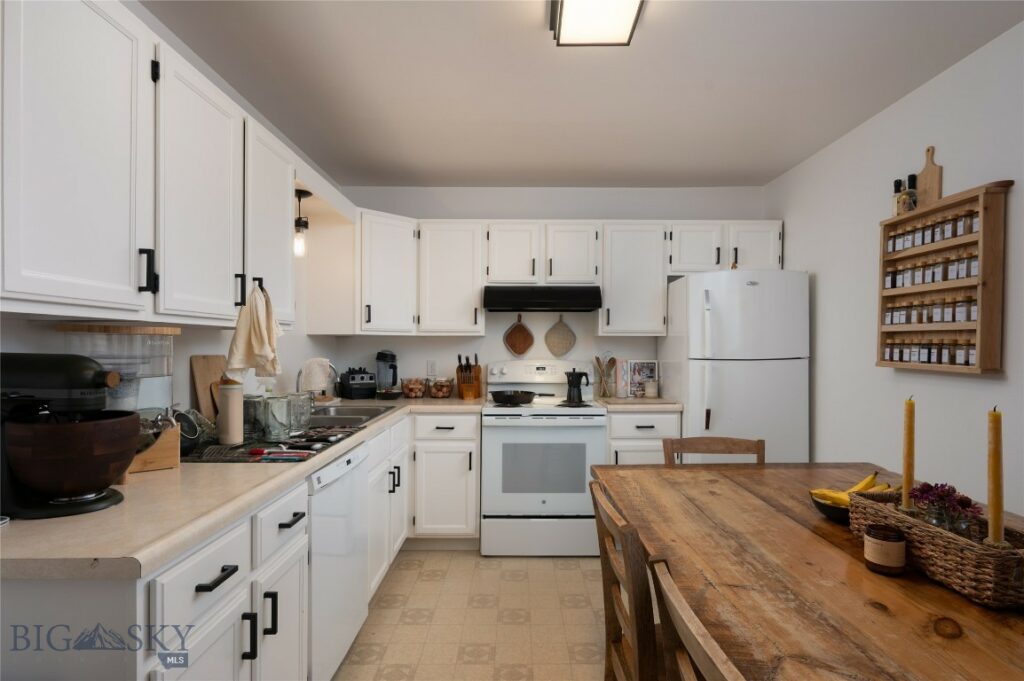 102 E Granite Avenue, Bozeman MT 59718