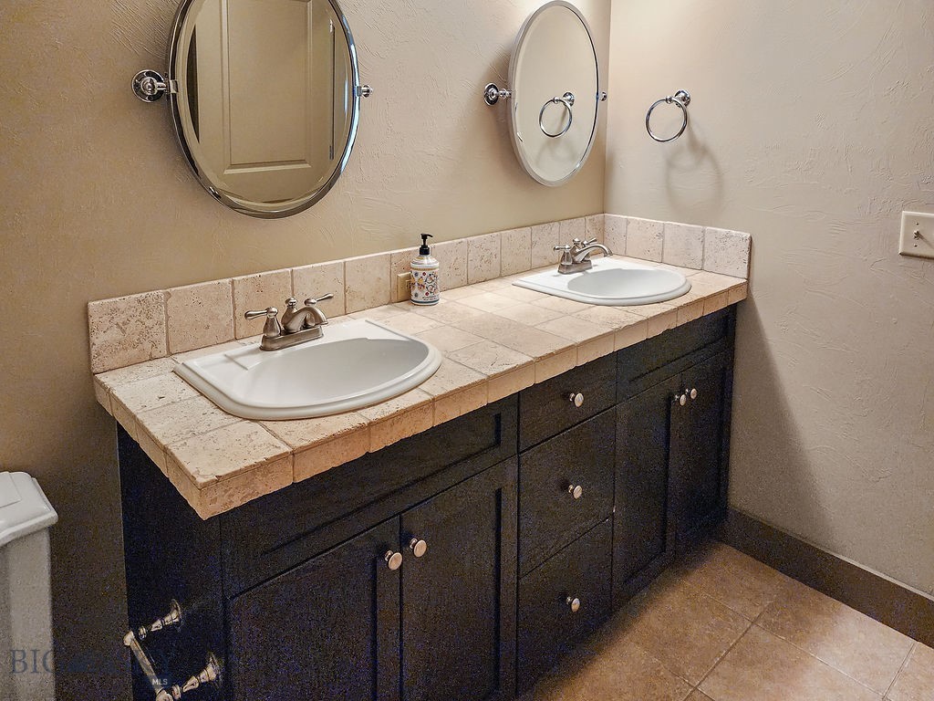 102 Nostalgia Lane, Bozeman MT 59715