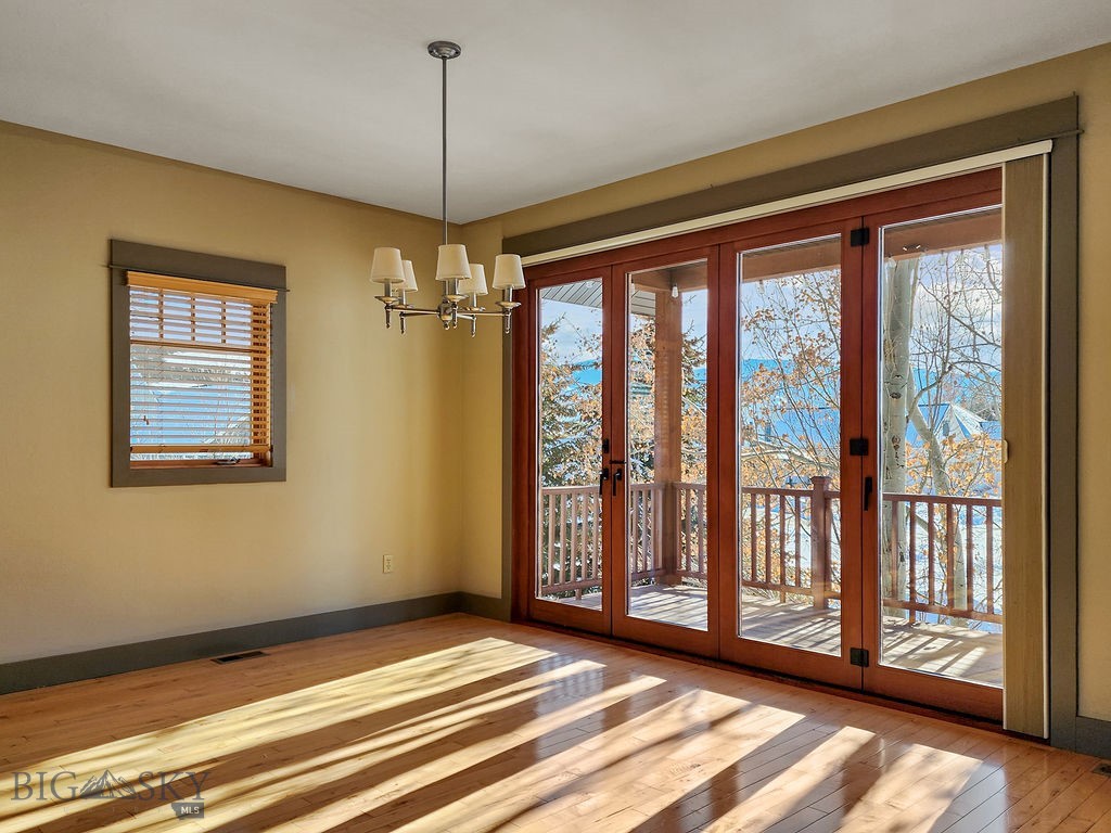 102 Nostalgia Lane, Bozeman MT 59715