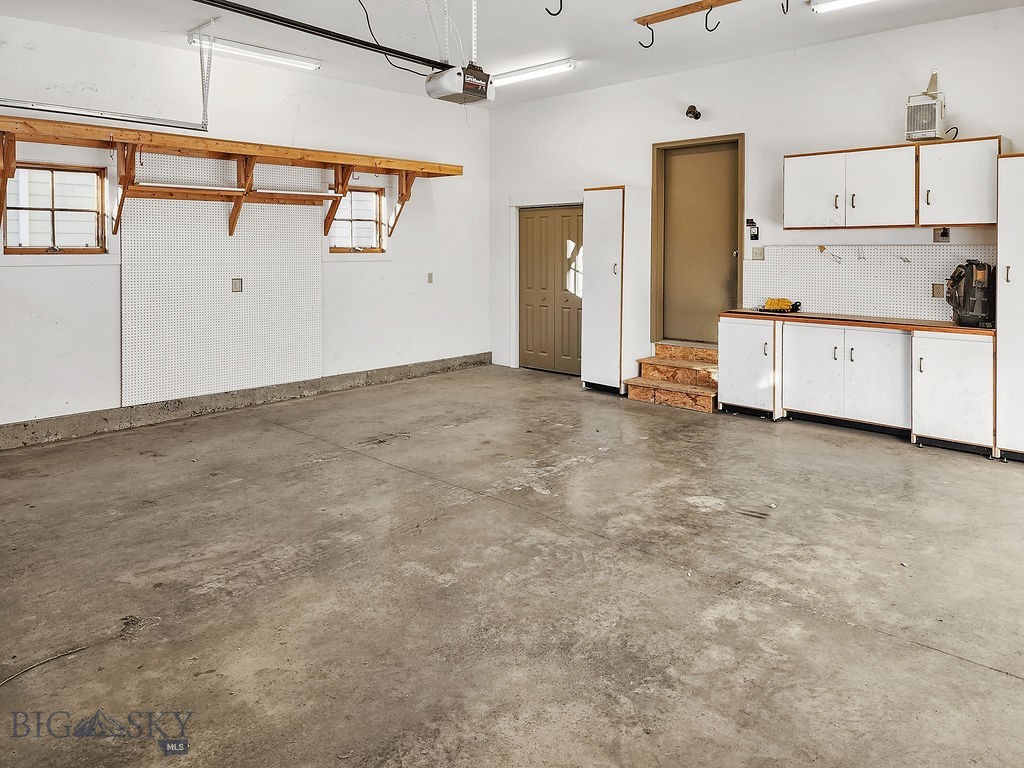 102 Nostalgia Lane, Bozeman MT 59715