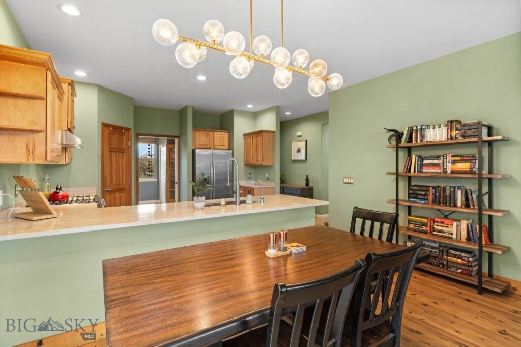 102 W Tobiano Trail, Belgrade MT 59714