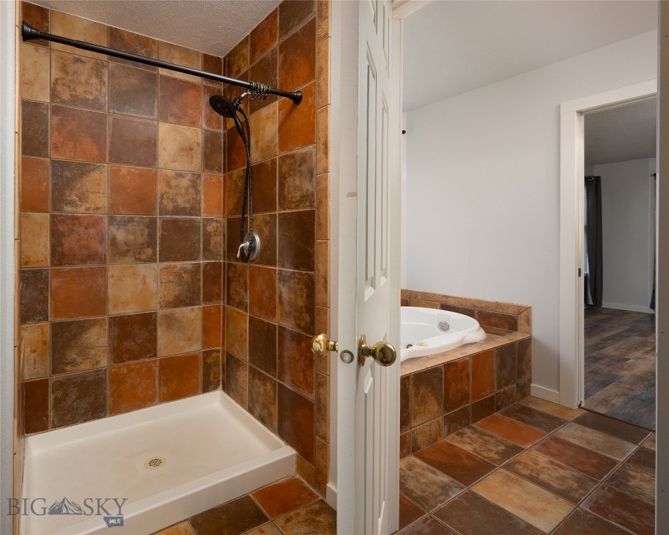 102 Potter Lane, Belgrade MT 59714