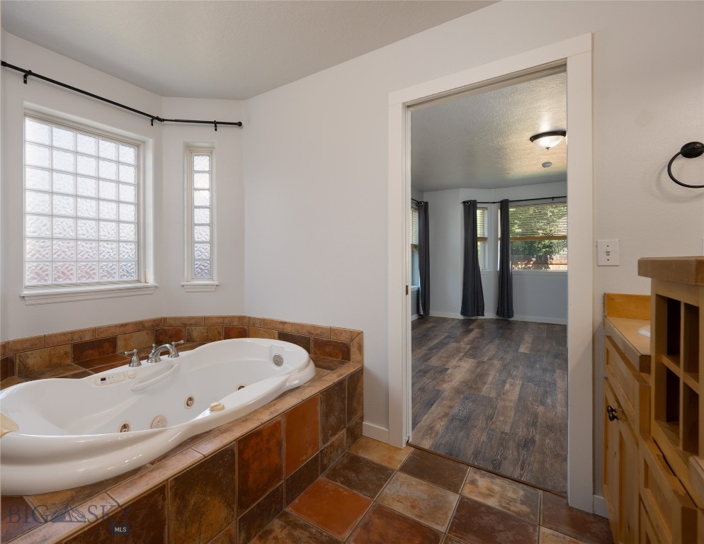 102 Potter Lane, Belgrade MT 59714