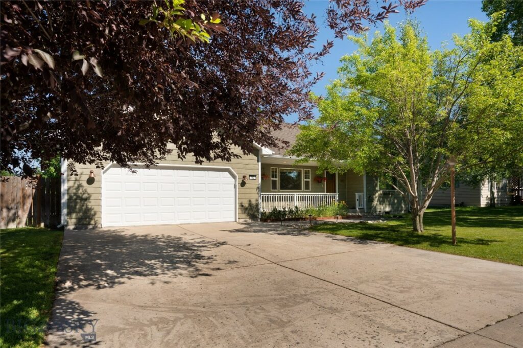 102 Potter Lane, Belgrade MT 59714