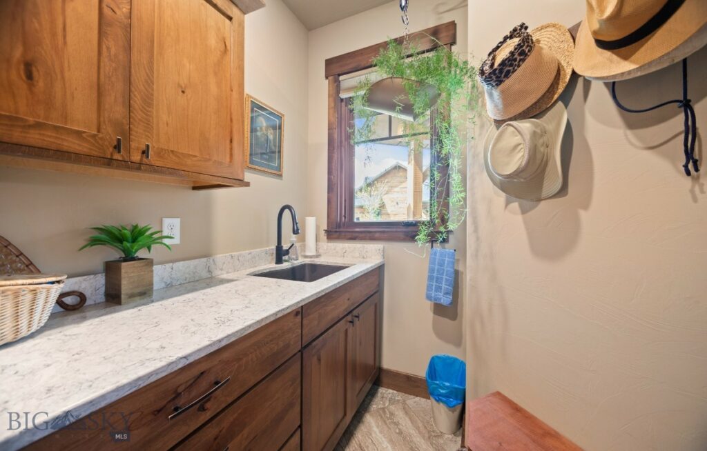 1023 Black Bull Trail, Bozeman MT 59718