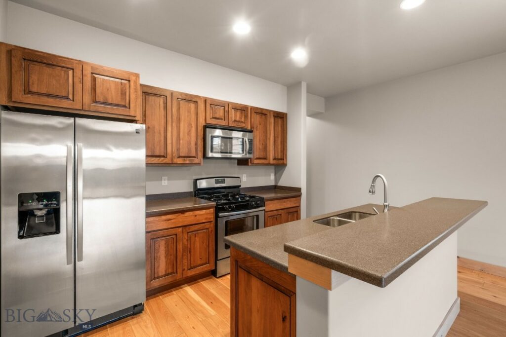 1025 Advance Dr, Bozeman MT 59718