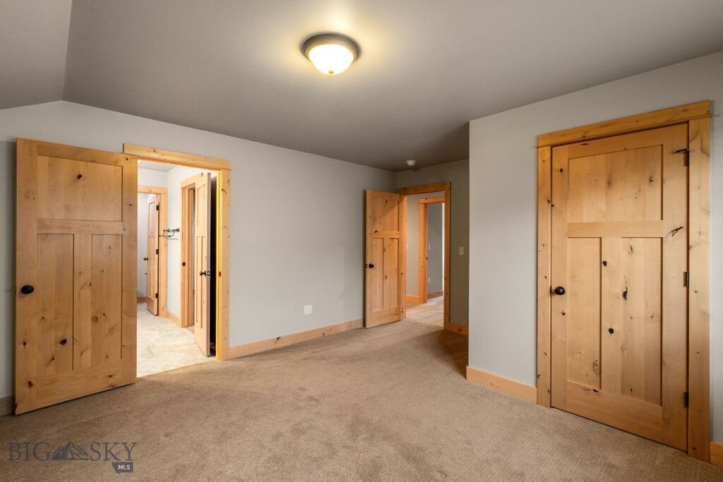 1025 Advance Dr, Bozeman MT 59718