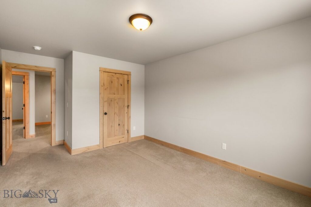 1025 Advance Dr, Bozeman MT 59718