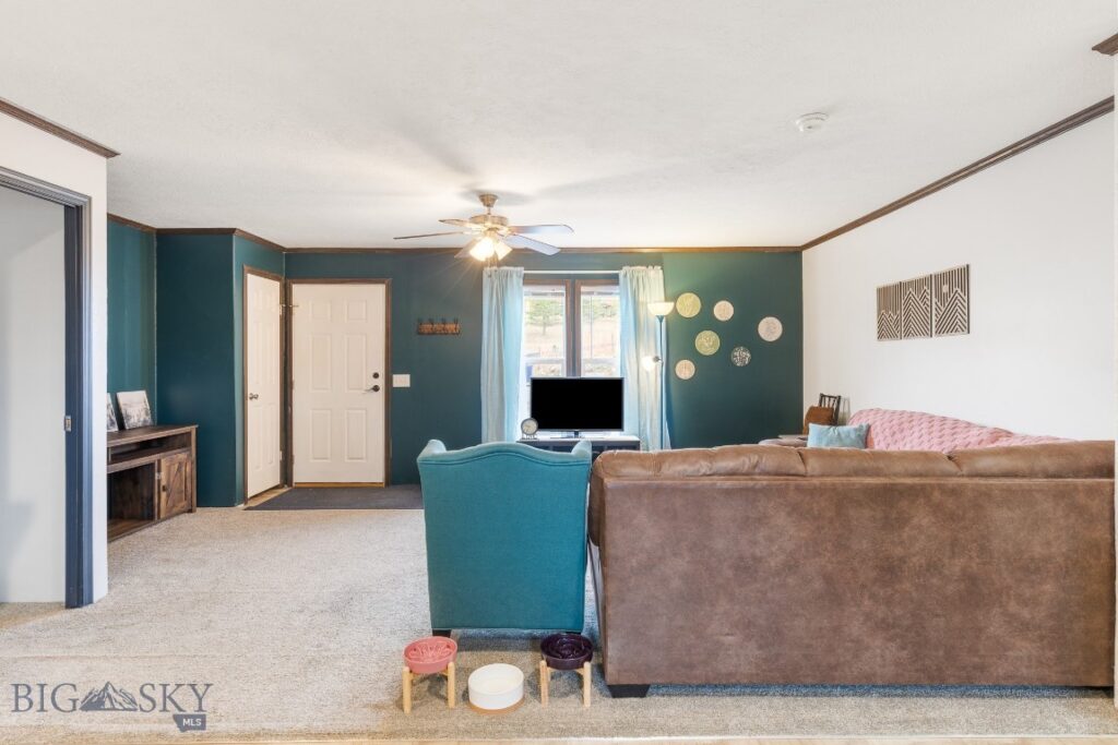 103 High Ground Ave, Livingston MT 59047