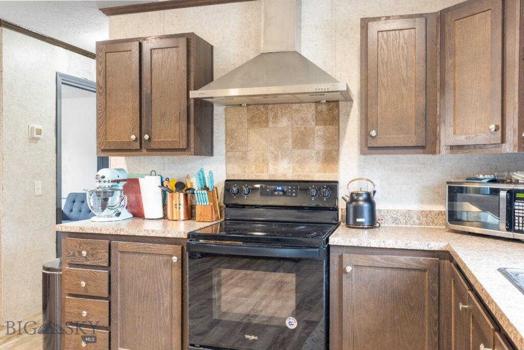 103 High Ground Ave, Livingston MT 59047