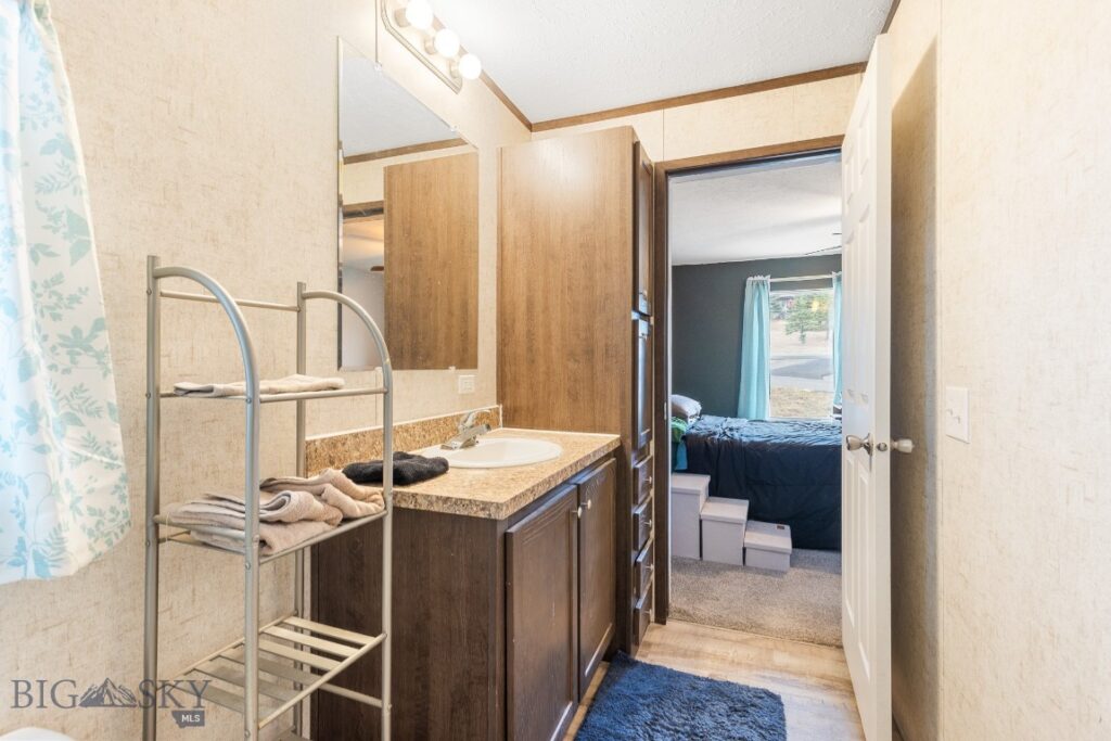 103 High Ground Ave, Livingston MT 59047