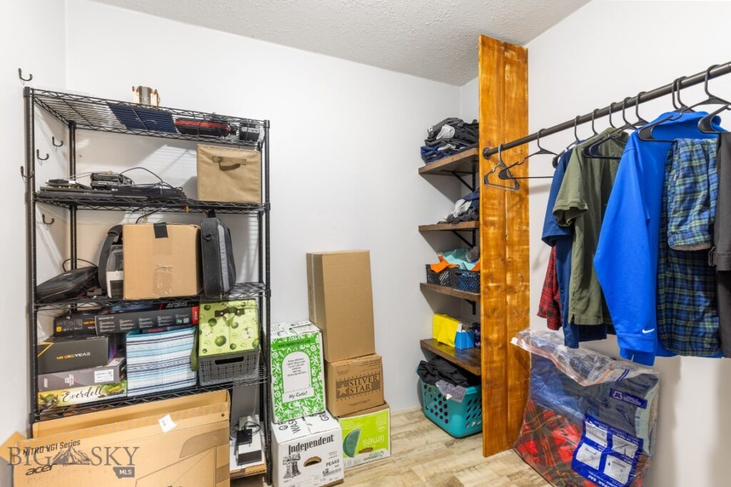 103 High Ground Ave, Livingston MT 59047