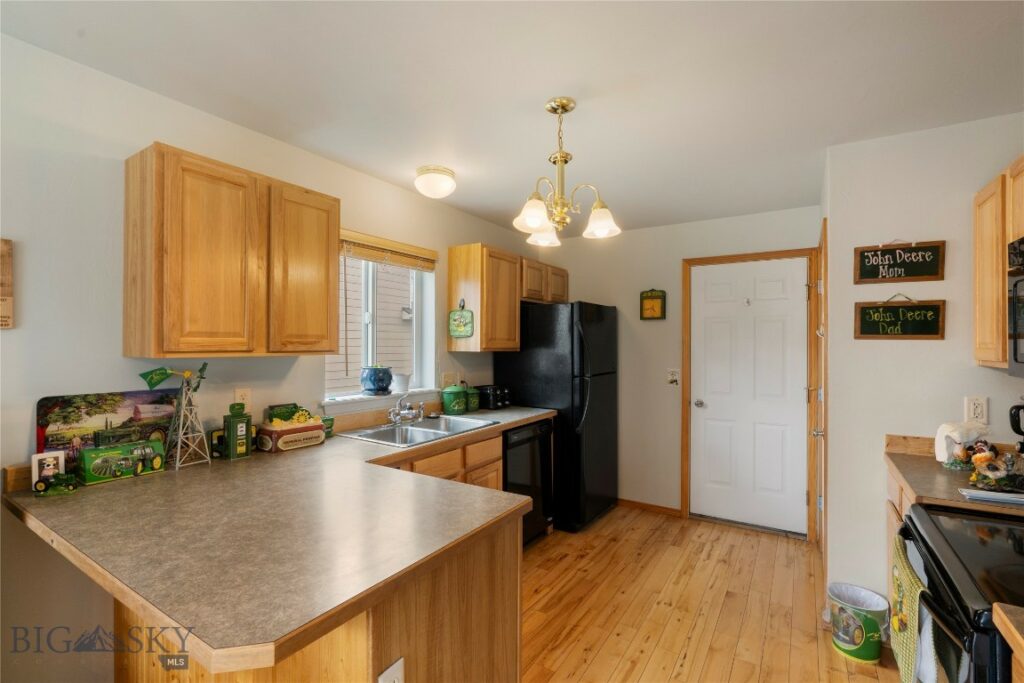 1030 N River Rock Street, Belgrade MT 59714