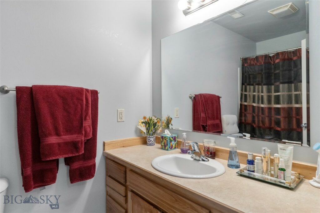 1030 N River Rock Street, Belgrade MT 59714