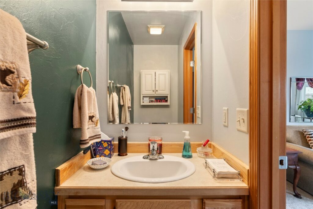 1030 N River Rock Street, Belgrade MT 59714