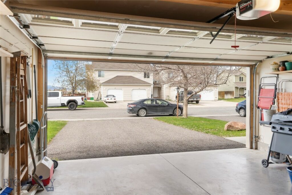 1030 N River Rock Street, Belgrade MT 59714