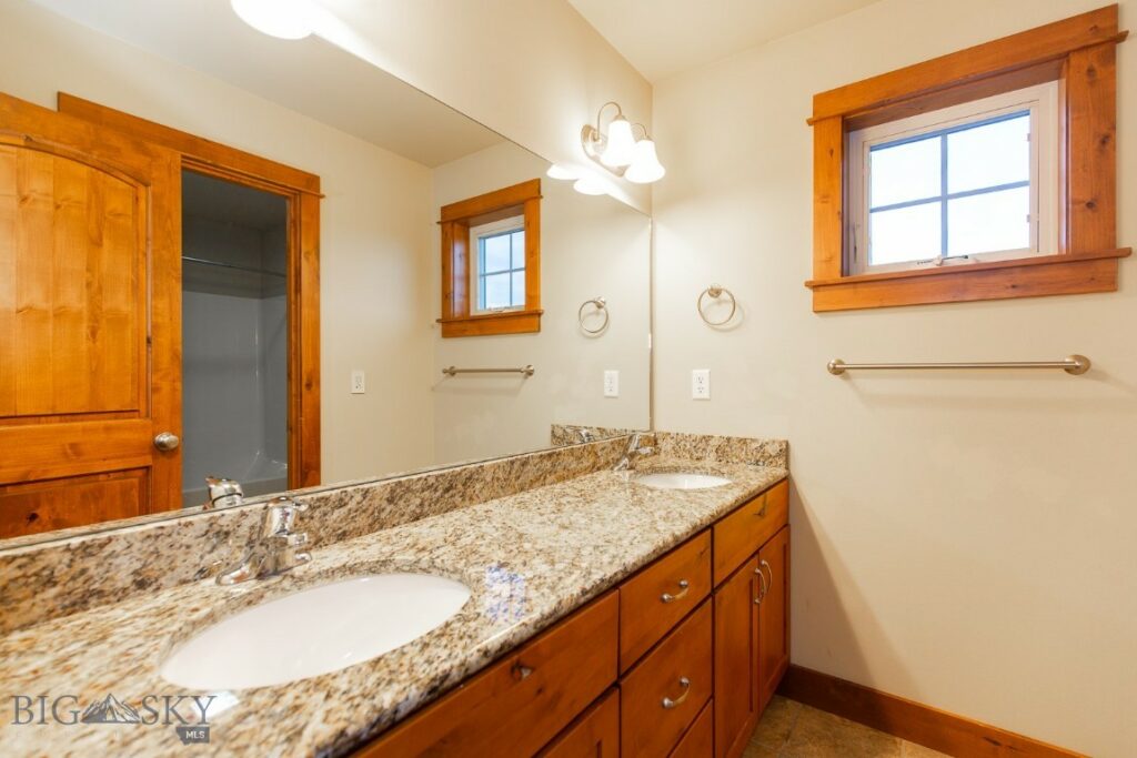 1036 N 15th, Bozeman MT 59715