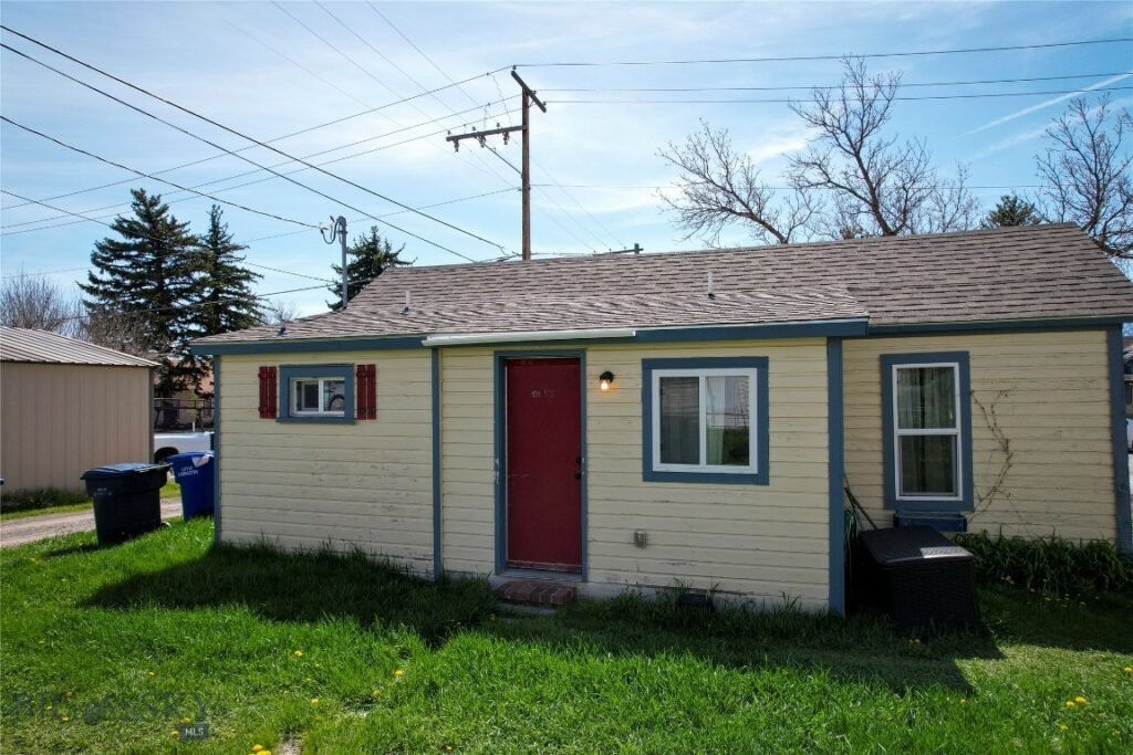 104 1/2 N K Street, Livingston MT 59047