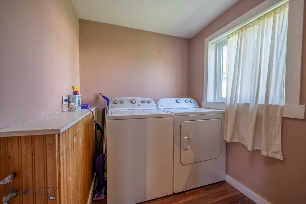 104 1/2 N K Street, Livingston MT 59047