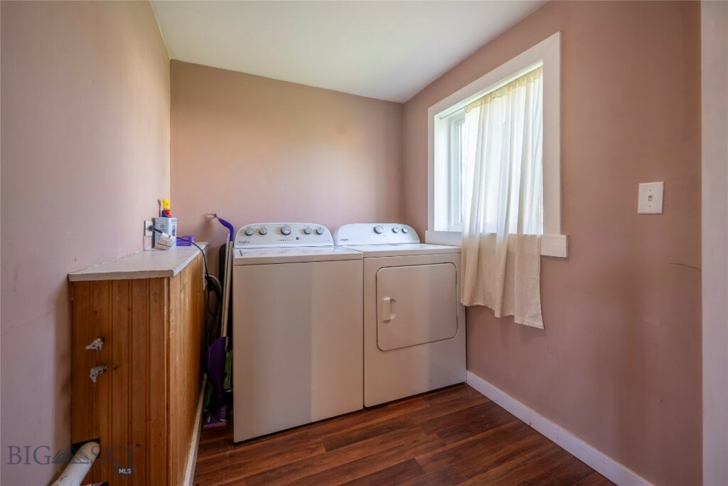 104 1/2 N K Street, Livingston MT 59047