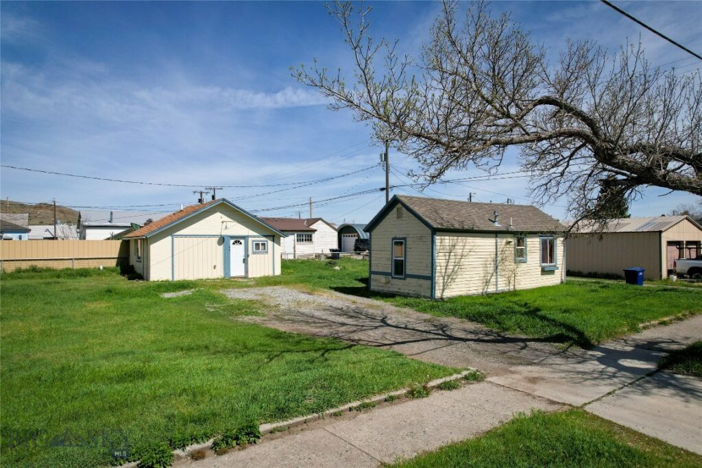 104 1/2 N K Street, Livingston MT 59047