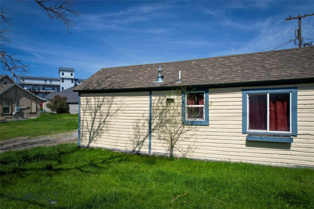 104 1/2 N K Street, Livingston MT 59047