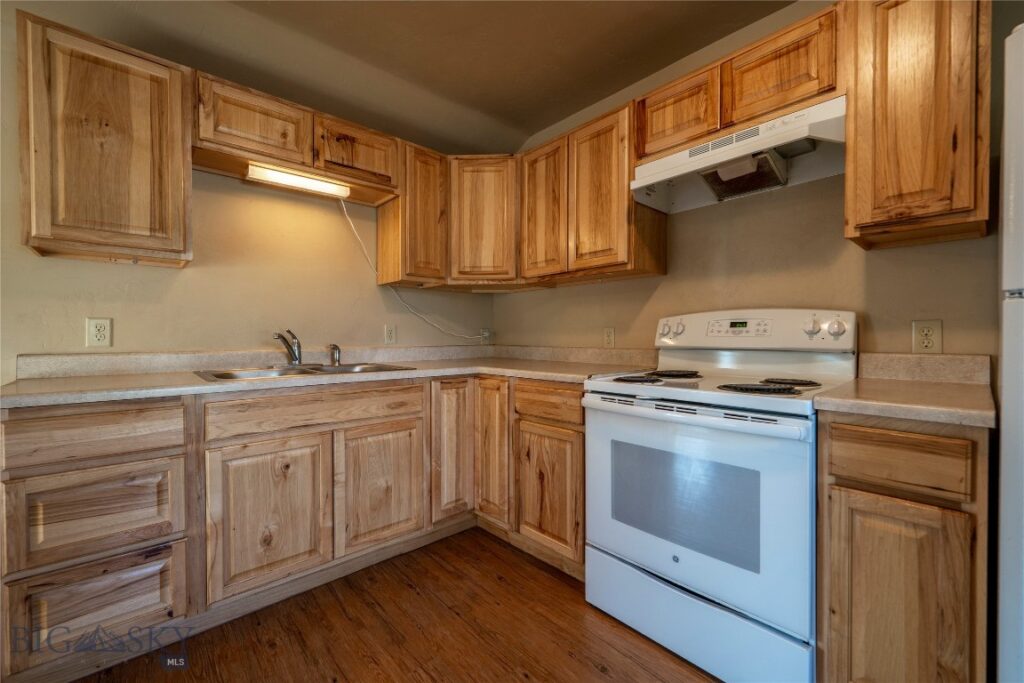 104 N K Street, Livingston MT 59047