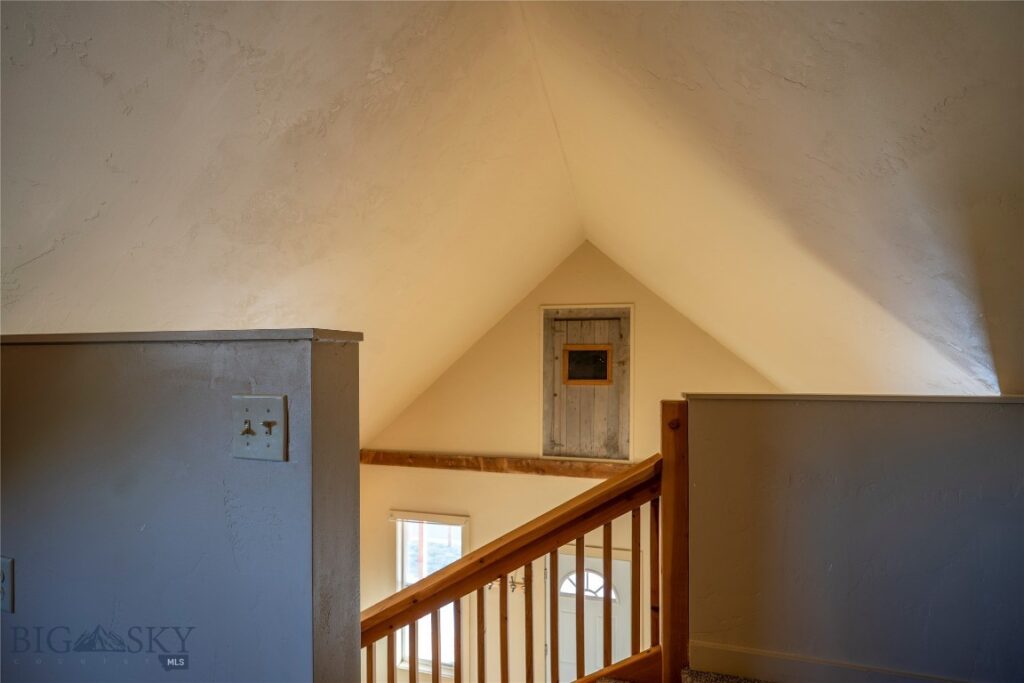 104 N K Street, Livingston MT 59047