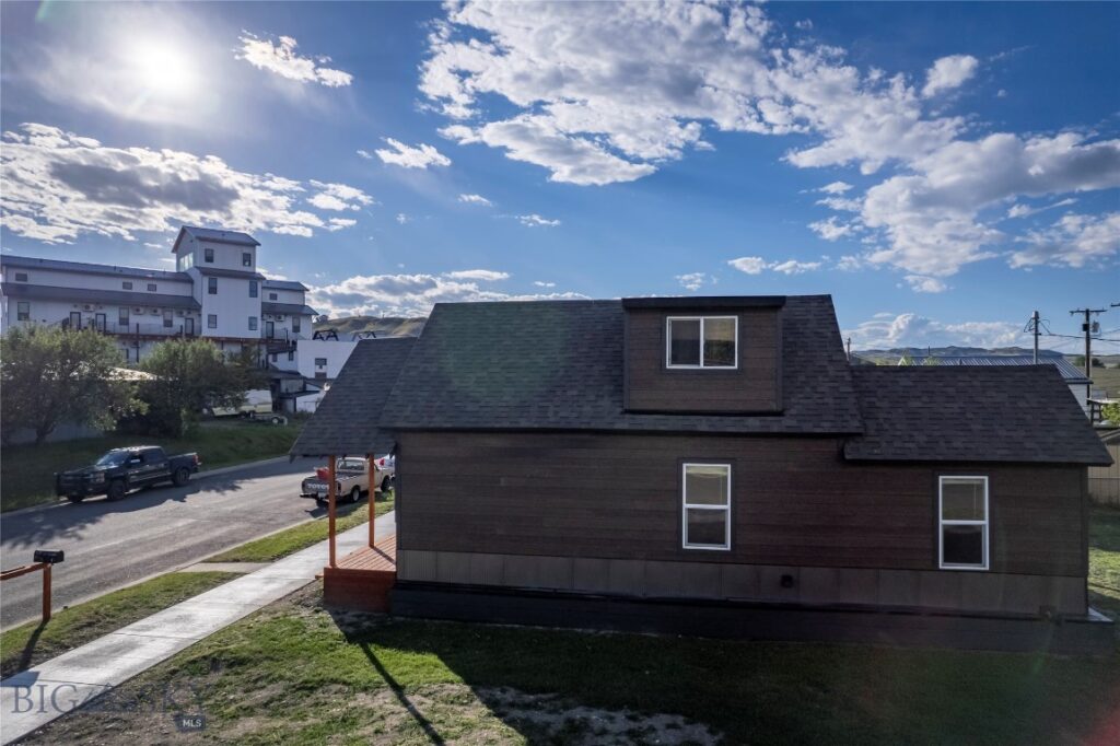 104 N K Street, Livingston MT 59047
