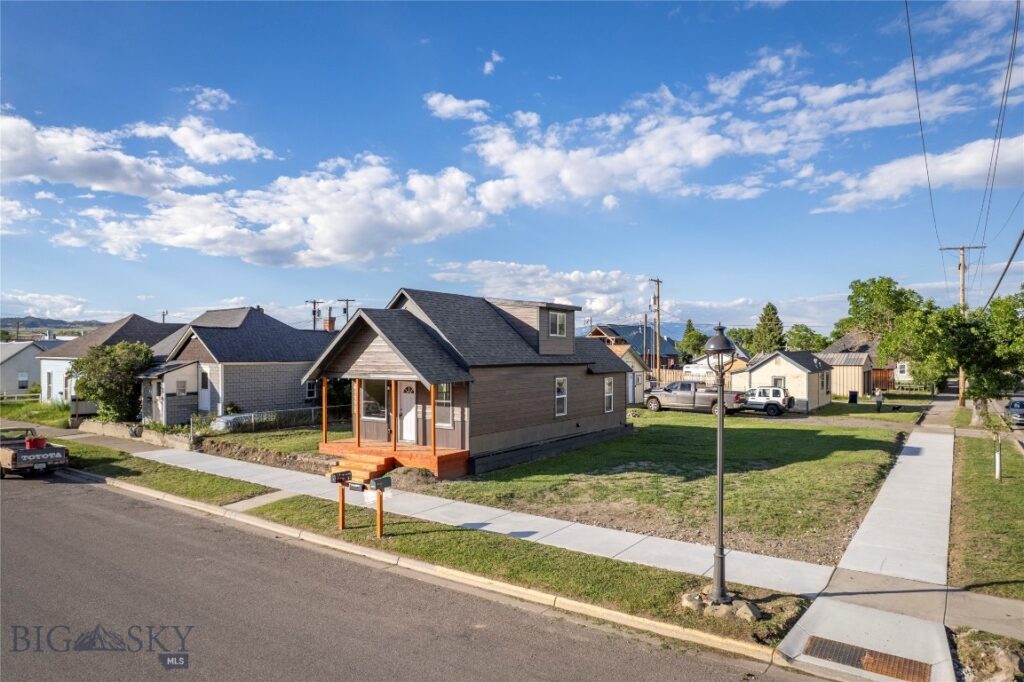 104 N K Street, Livingston MT 59047