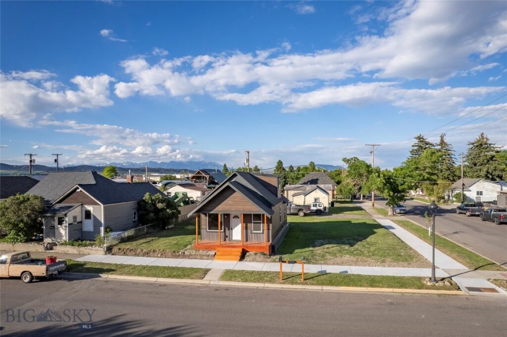 104 N K Street, Livingston MT 59047